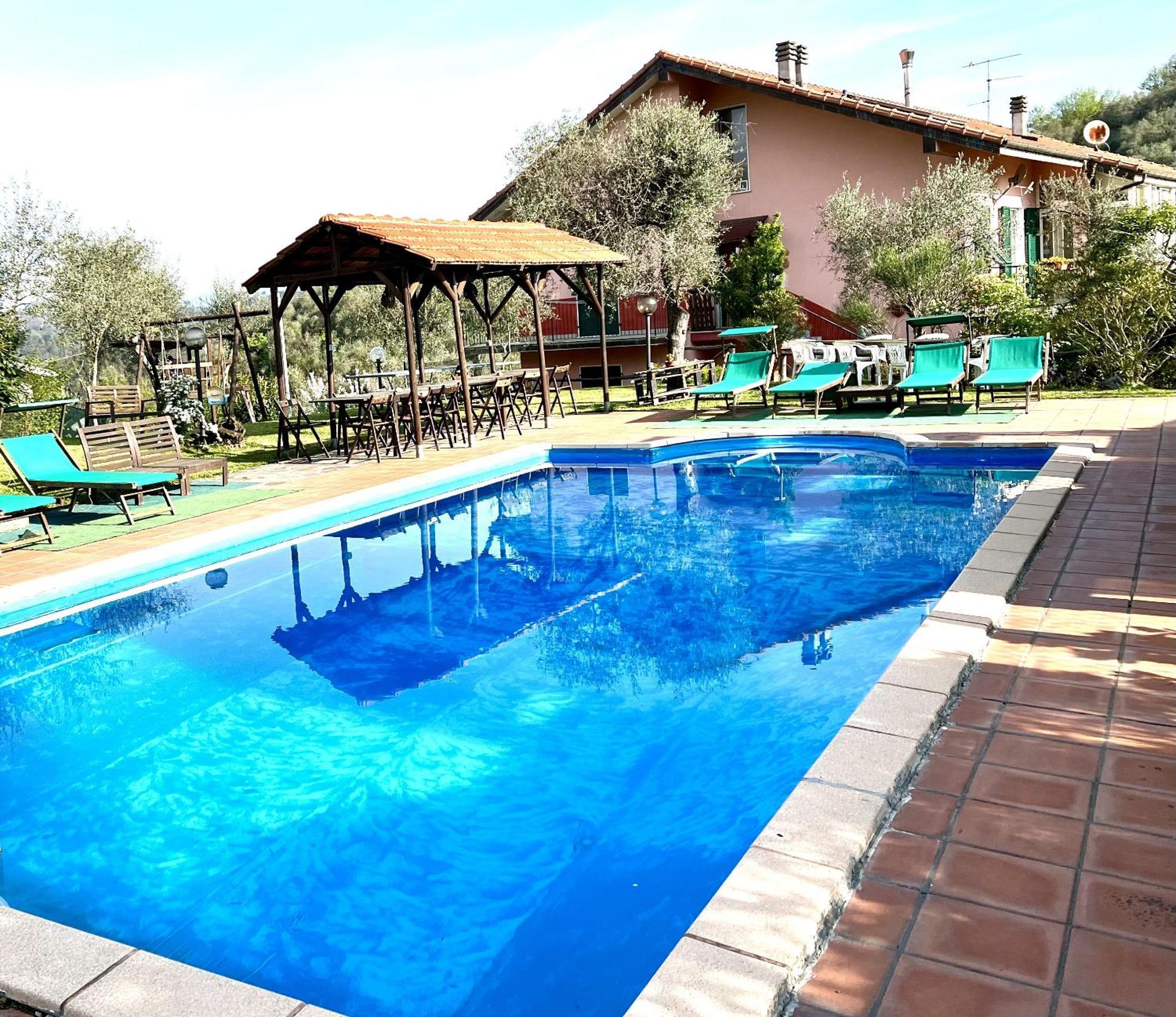 La Casa Rosa Hotel Borghetto di Vara Exterior photo