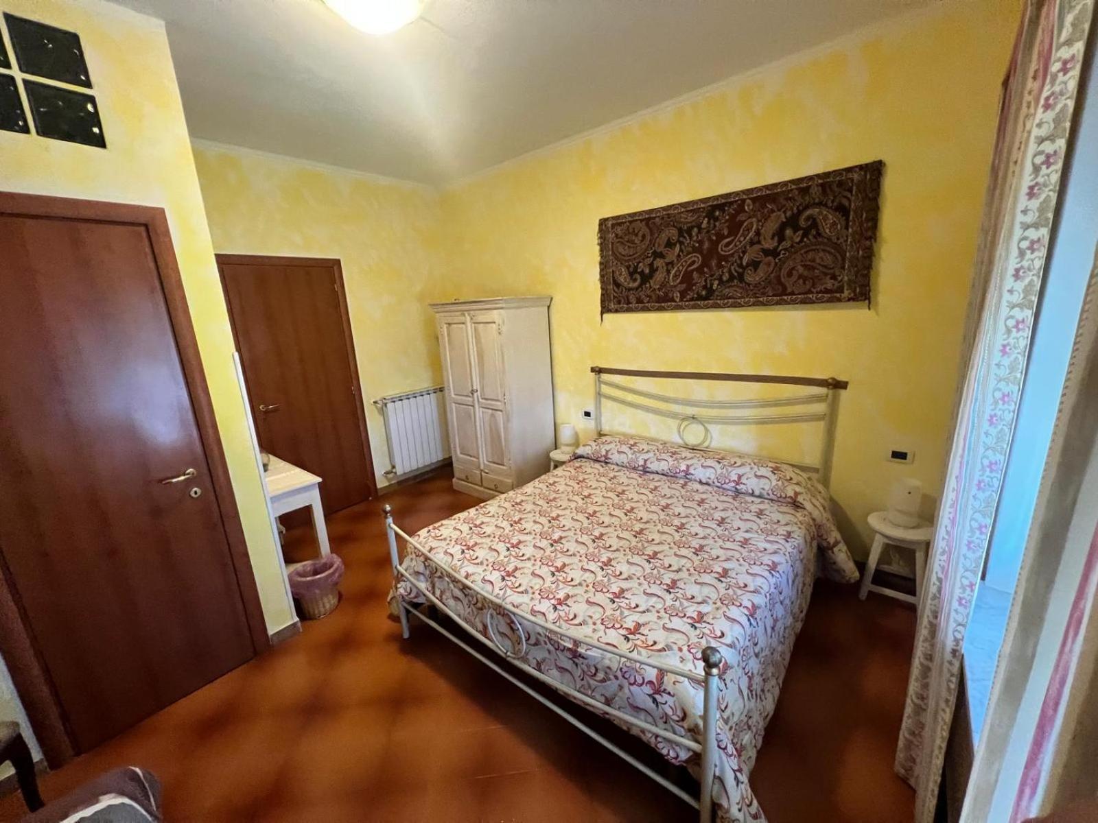 La Casa Rosa Hotel Borghetto di Vara Exterior photo